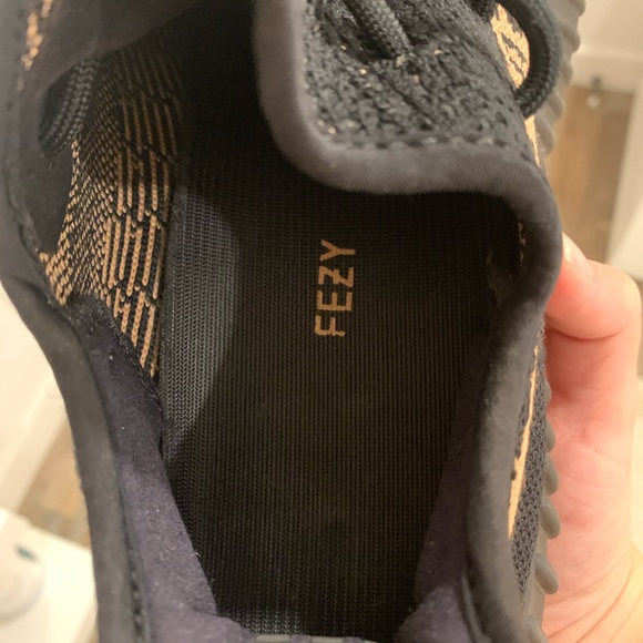 Yeezy Boost 350 V2 - Picture 6 of 10